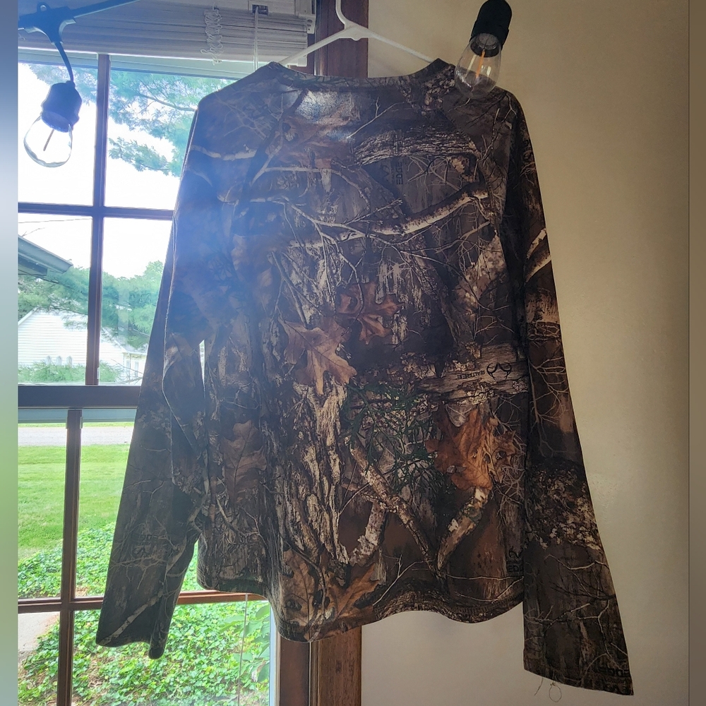 Realtree sweatshirt - Picture 2 of 6